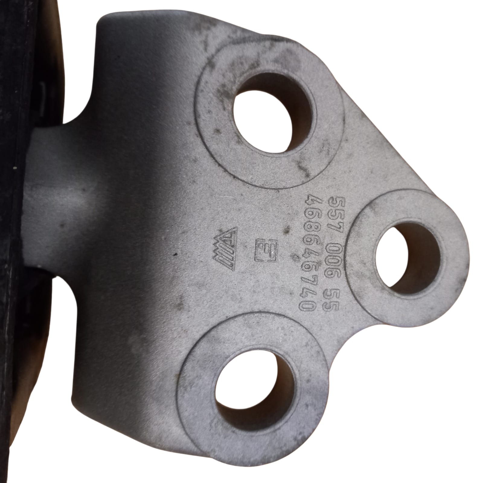 Supporto Motore Originale - Codice OEM: 55700655