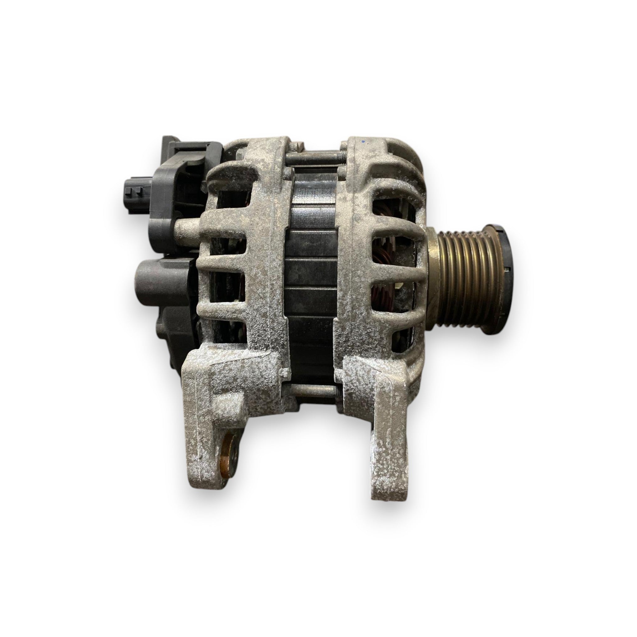 Alternatore Dacia Sandero Stepway 900 Benzina (2012-2020) Cod: 231002854R