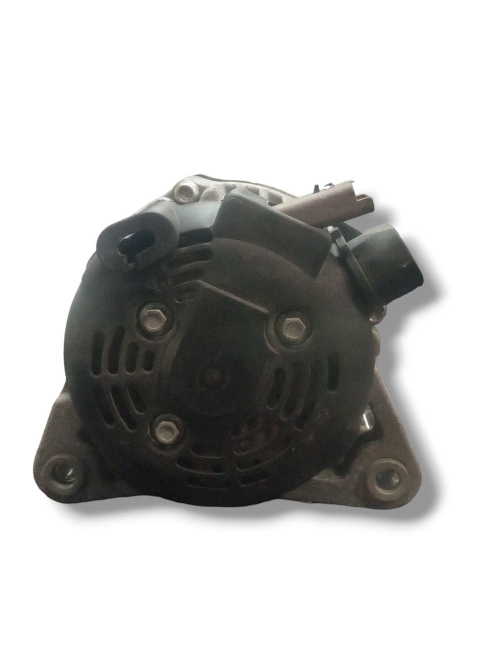 Alternatore Peugeot 2008 1.5 hdi (2021) cod: 9820893880