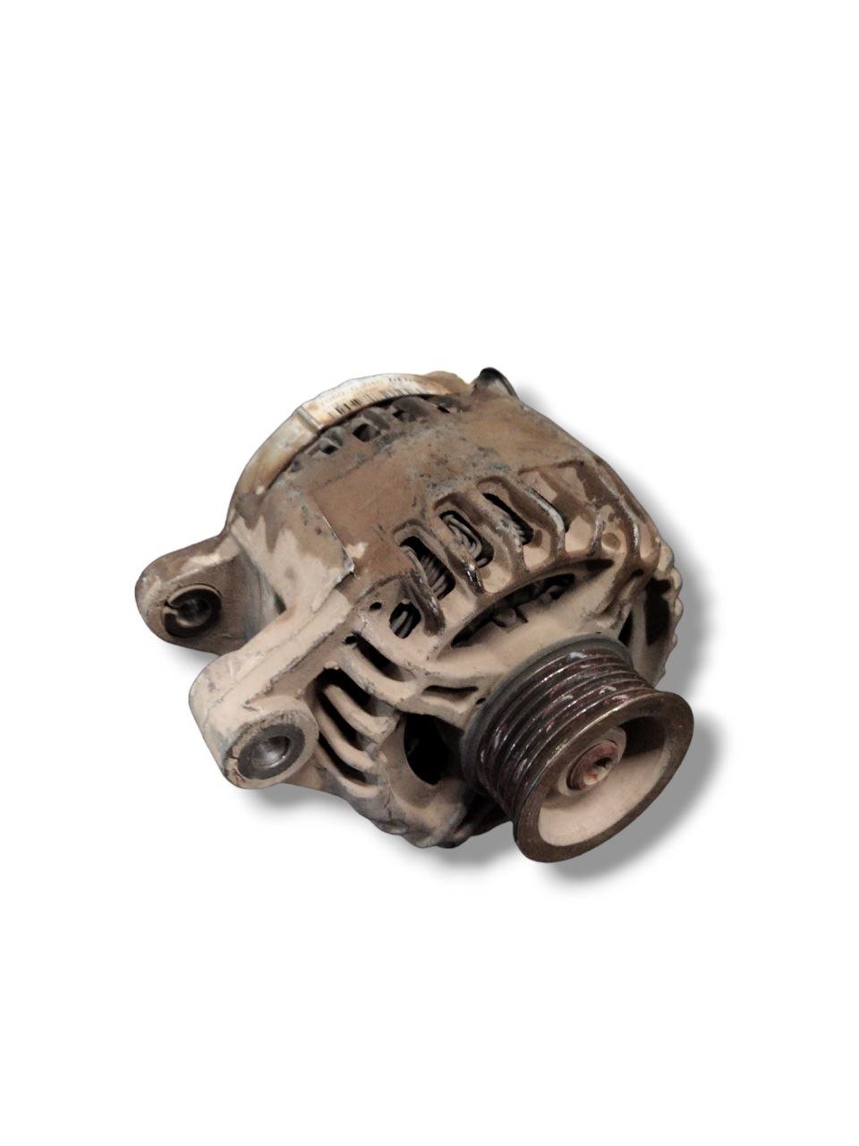 Alternatore Toyota Yaris 1.0 benzina (1995-2005)cod.27060-0J040