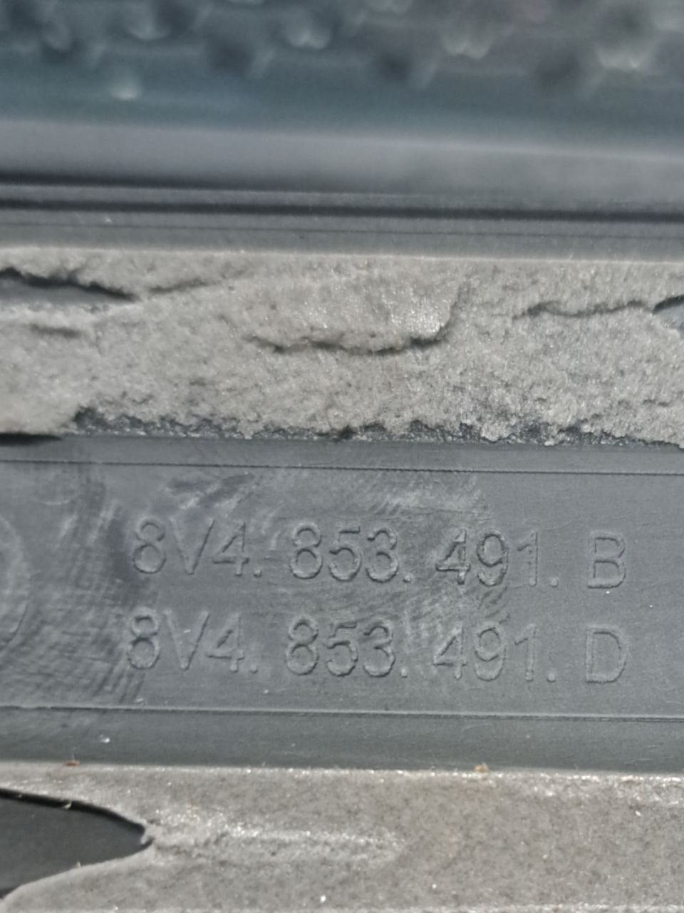 Battitacco Anteriore Destro Audi S3 2011-2020) COD:8V4853491