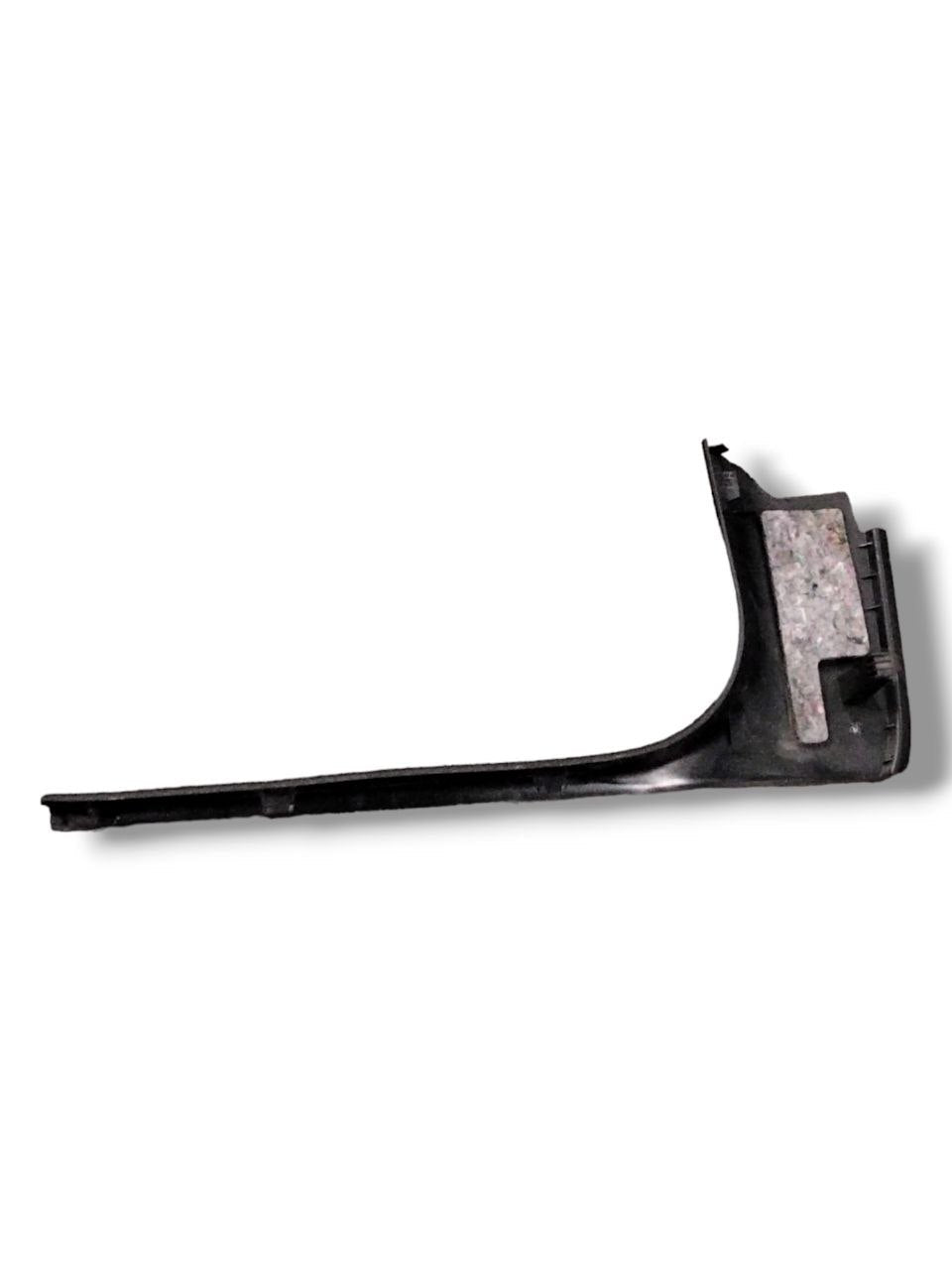 Battitacco anteriore destro Mercedes Classe B W246 (2011-2018) cod.A2466800206