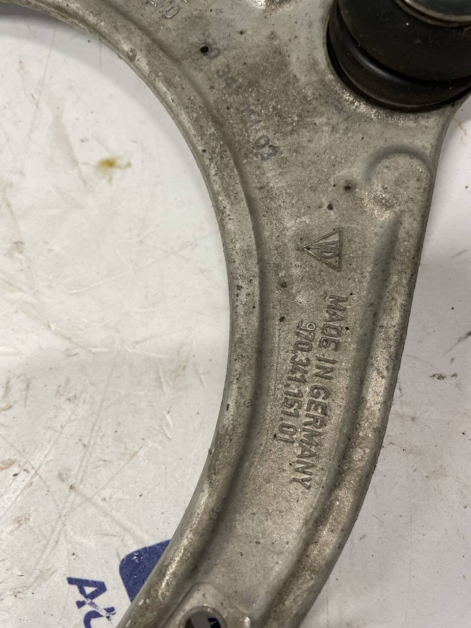 Braccio di controllo superiore anteriore sinistra Porsche Panamera 970 (3.0) 97034115101