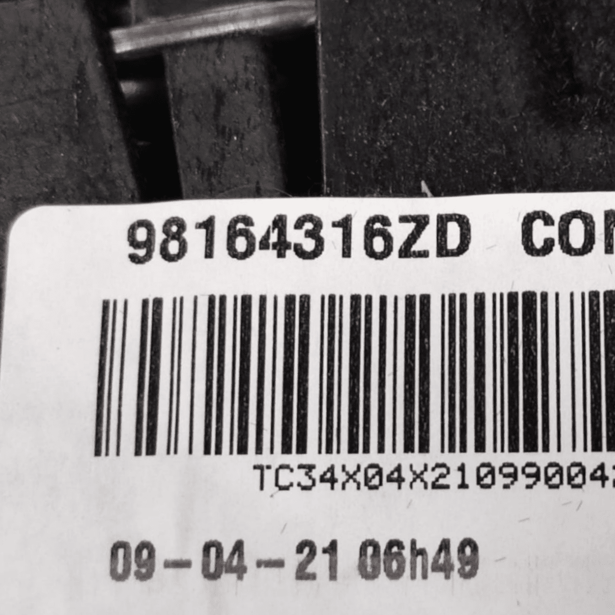 Bracciolo peugeot 508 ii serie cod: 98164316zd (2018-)