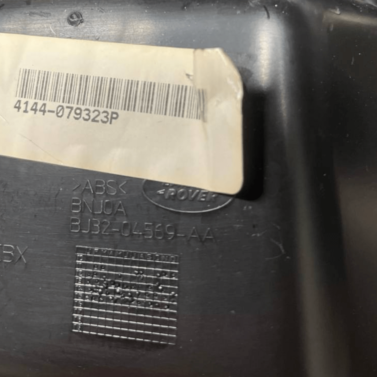 Cassetto Portaoggetti posteriore Land Rover Evoque L538 (2011 al 2018) cod: BJ32-04569-AA
