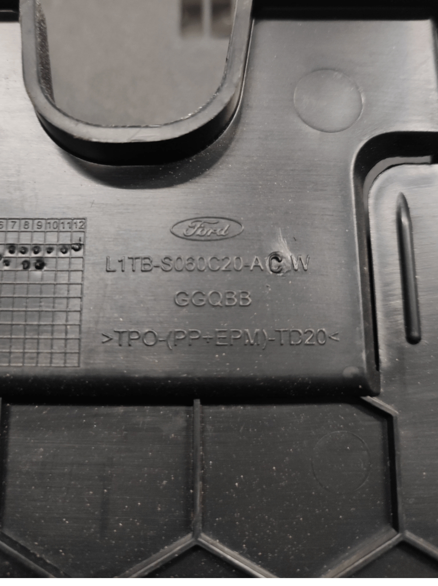 Cassetto / Vano Porta Oggetti Ford Puma COD:L1TB-S060C20 (2019>)