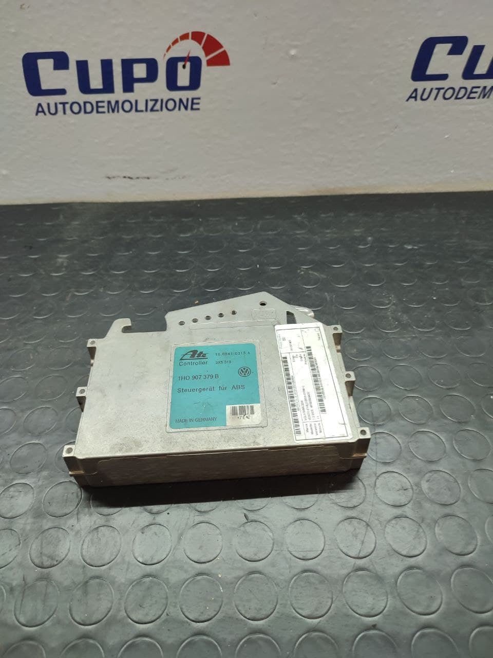 Centralina Abs Volkswagen Golf III cod 1h0907379b