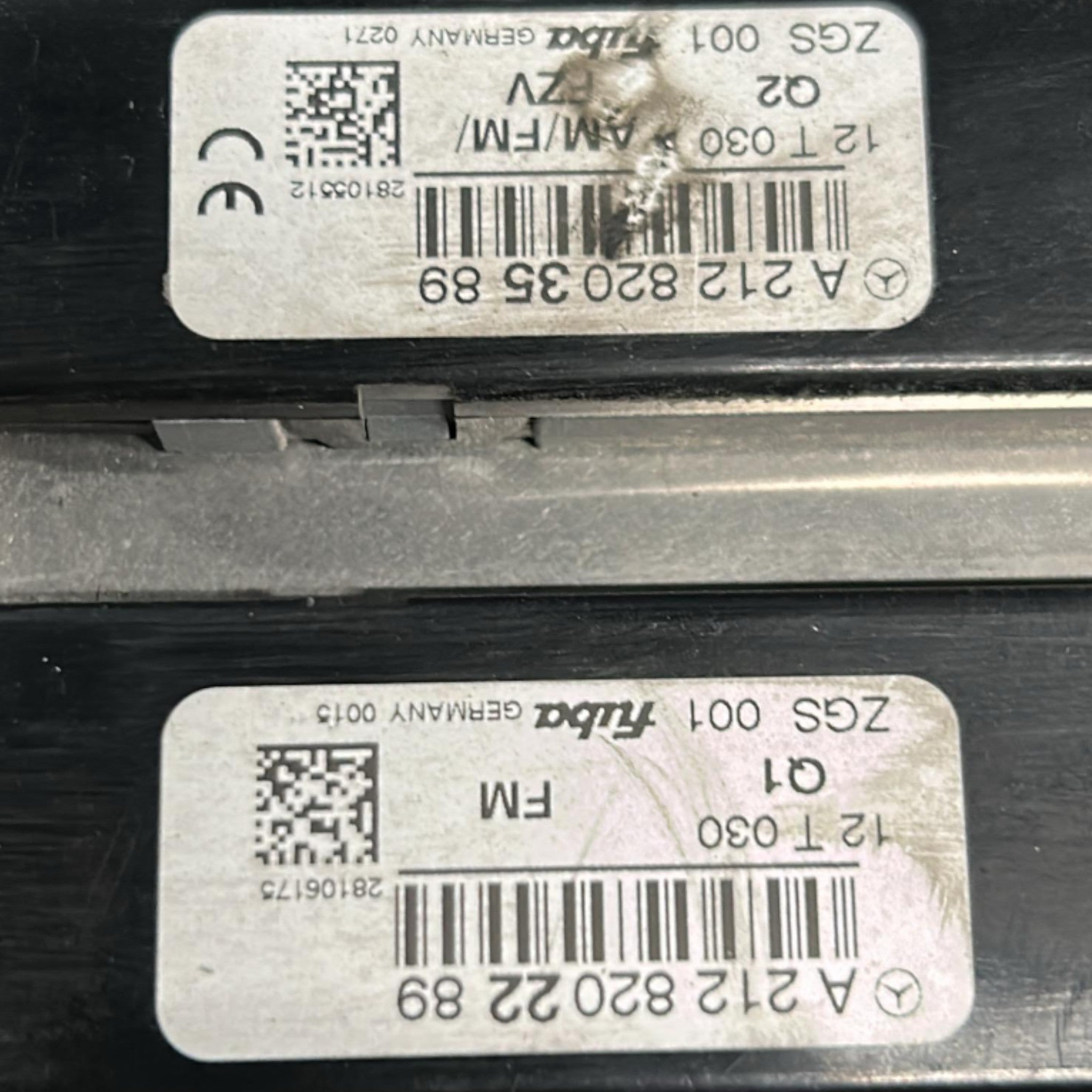 Centralina / Amplificatore Antenna Mercedes Benz Classe E (W212) cod.A2128202289 (2009 > 2016) cod.A2128203589