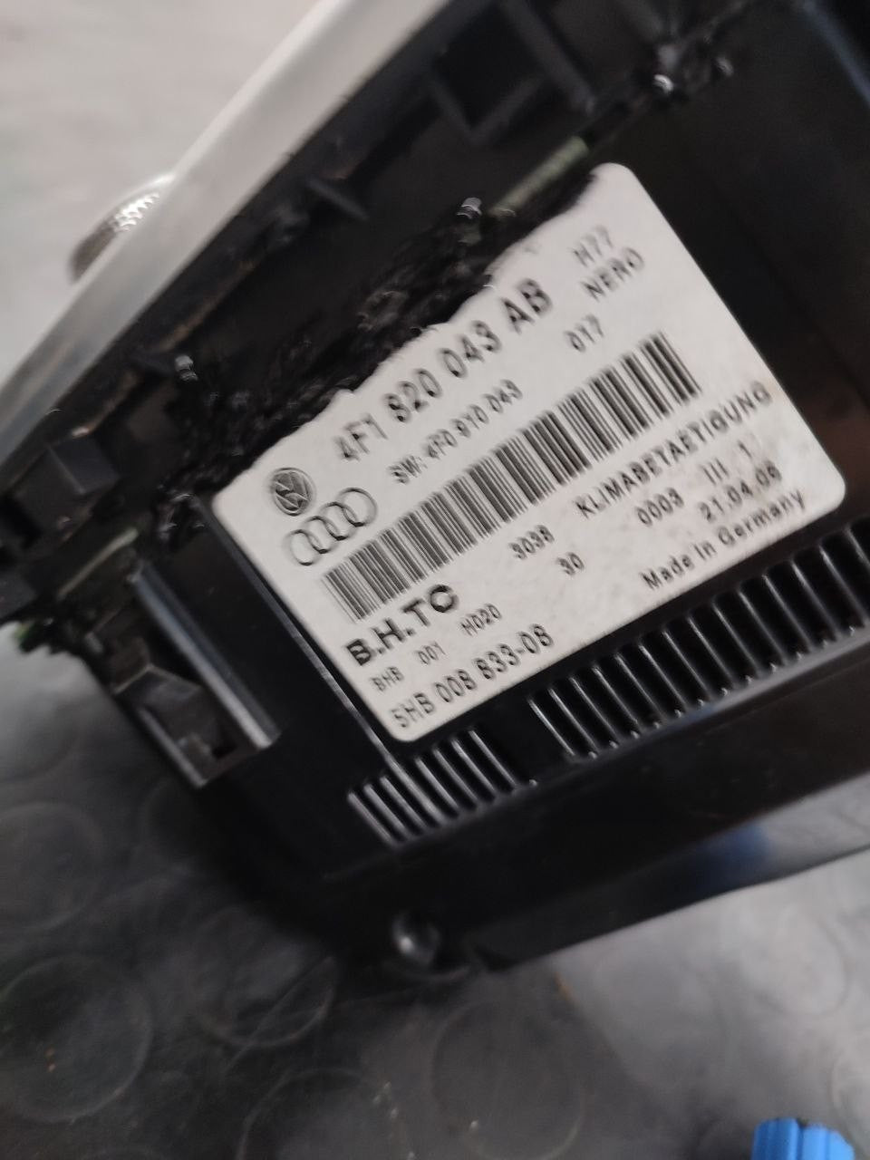 Centralina comandi clima bizona Audi A6 ( 4f - 2008 ) 3.0 tdi cod 4f1820043ab