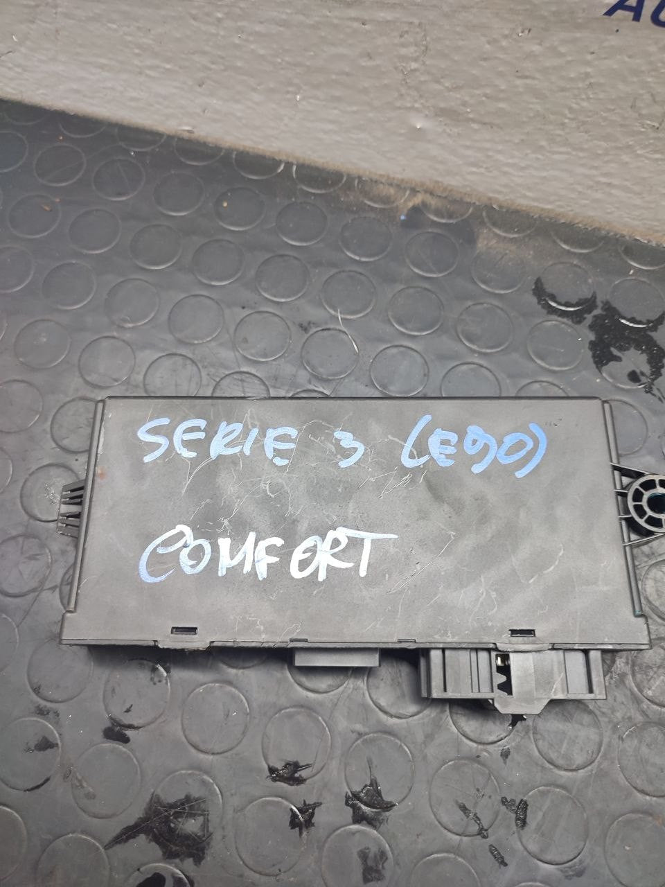 Centralina Comfort BMW SERIE 3 (E90) benz cod: 61.35-6943834-01