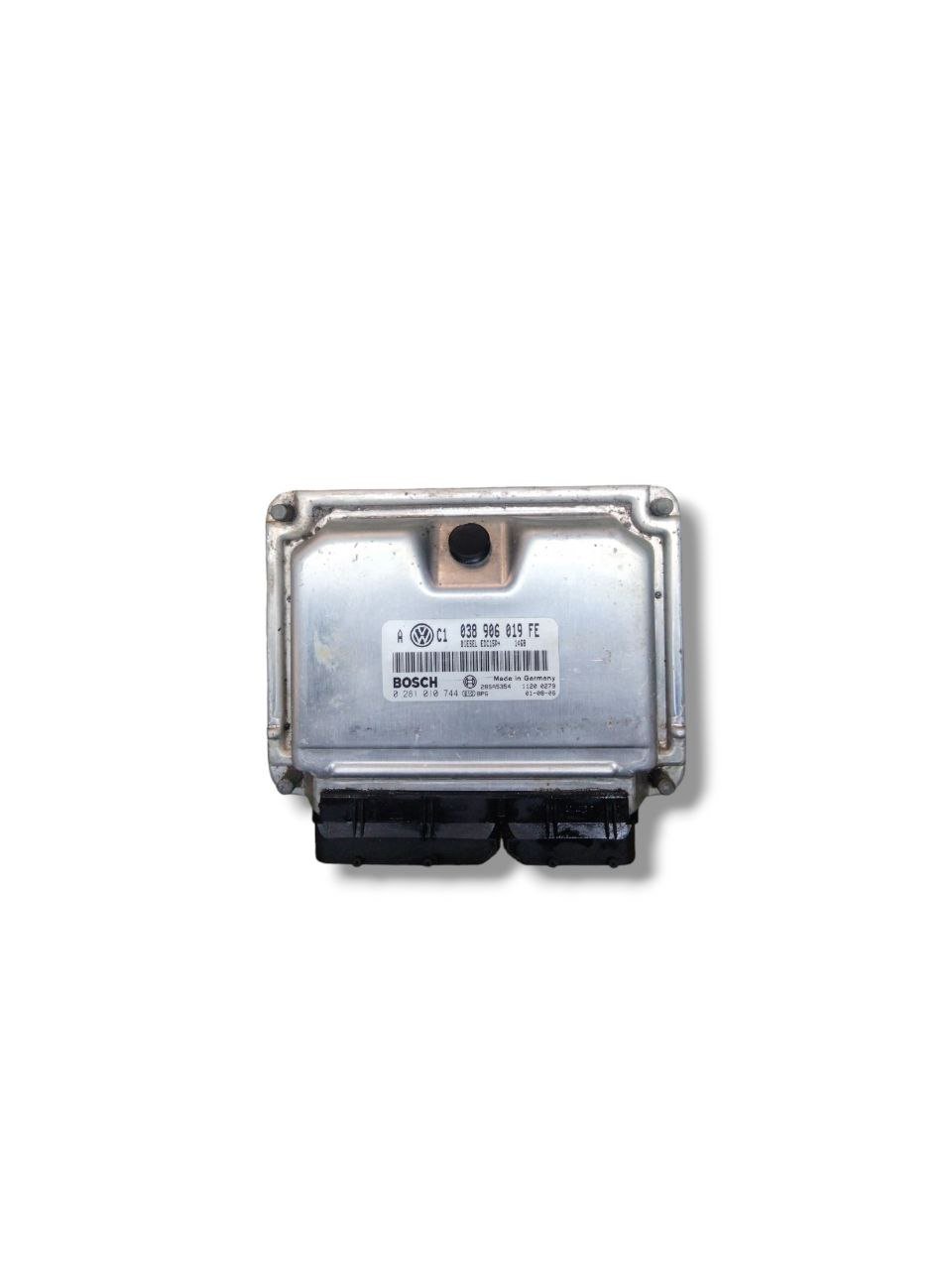 Centralina Ecu Motore Volkswagen Golf IV 1.9 diesel ( 2002) COD:038906019FE