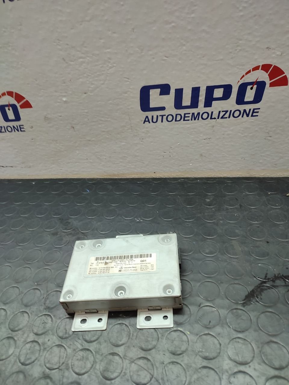 Centralina interfaccia multimediale Mercedes classe S ( w221 ) cod A2049015902