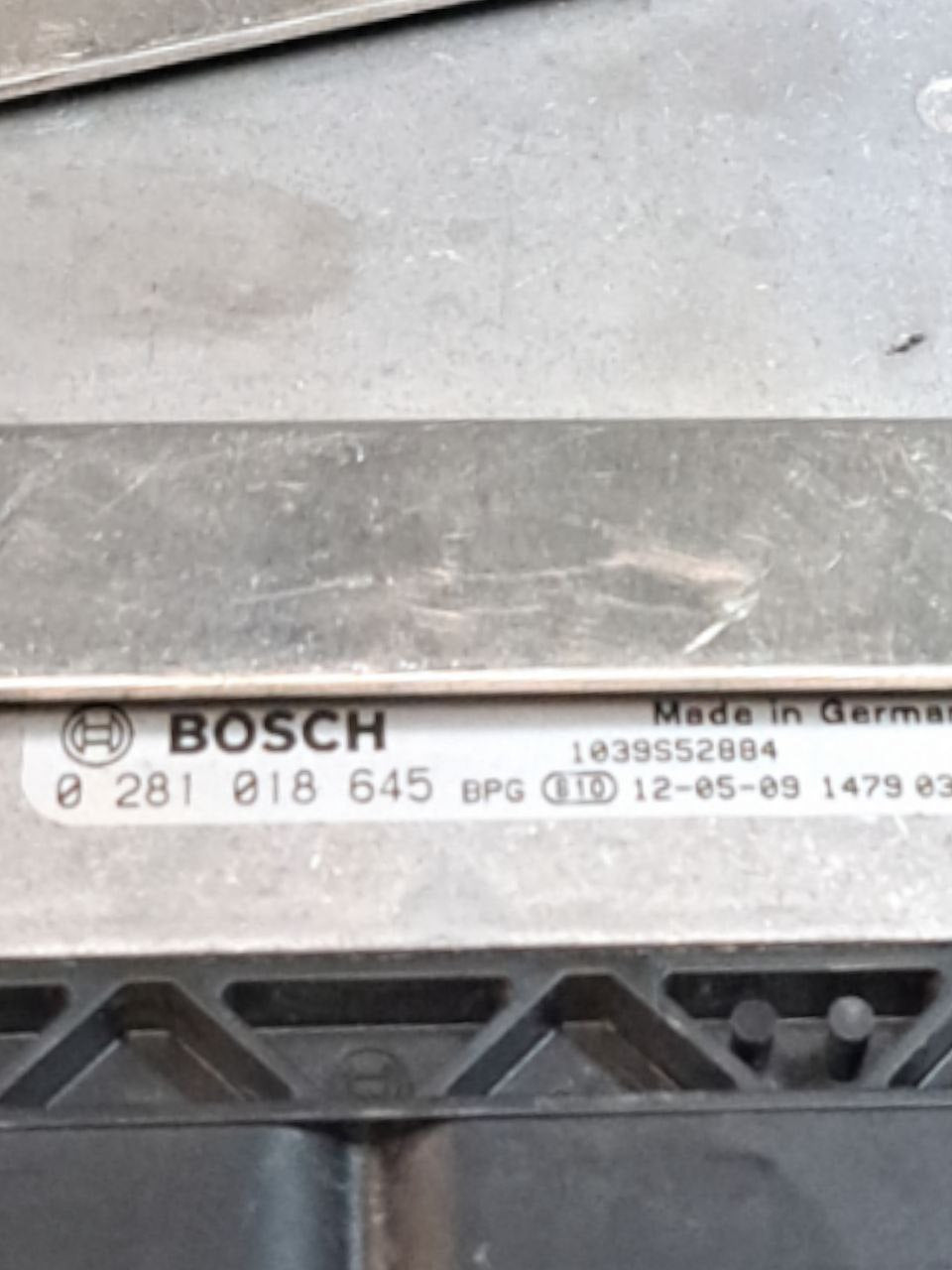 Centralina motore ecu Porsche Panamera 970 3.0 diesel ( 2014 ) COD:0281018645