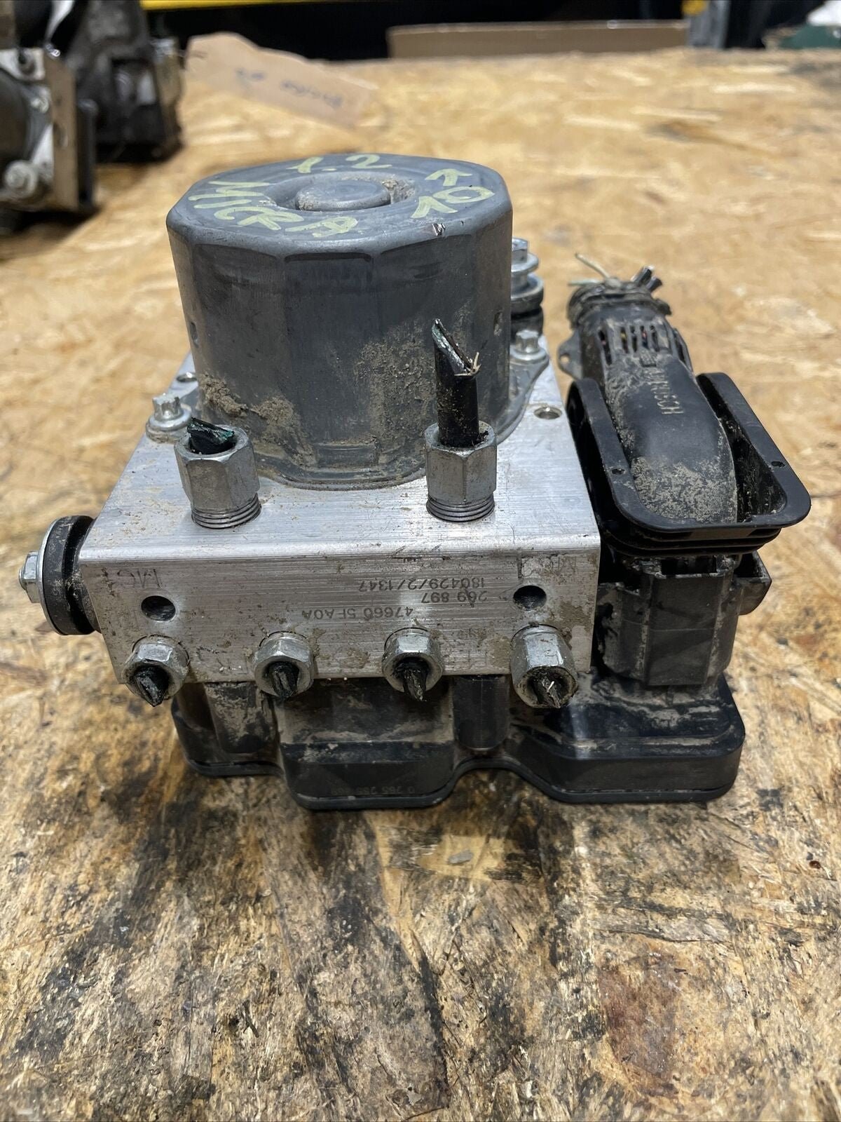 centralina Pompa Abs/Modulatore 2013 RENAULT CLIO / NISSAN MICRA 1149cc Benzina 2265106455