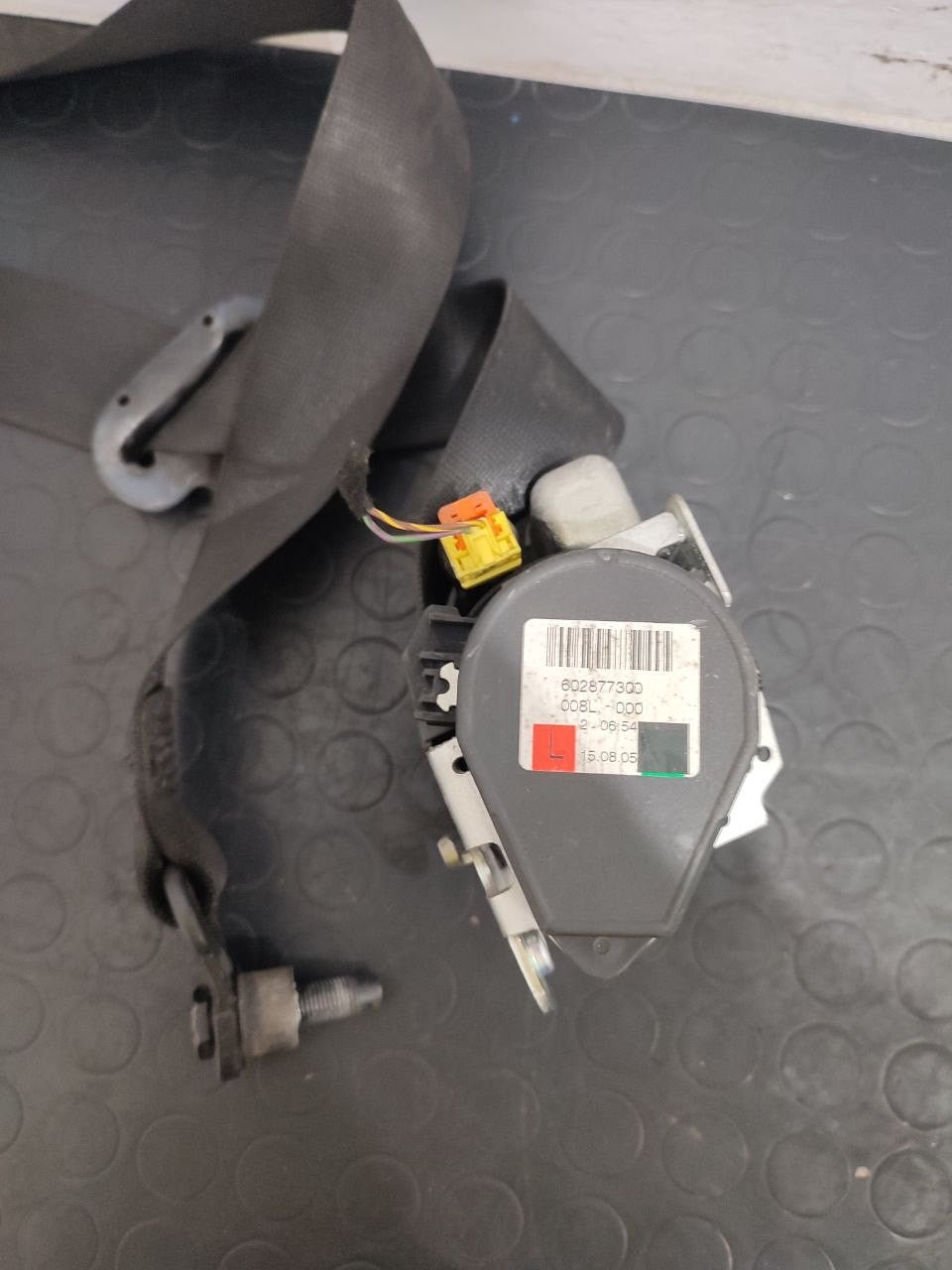 Cintura di sicurezza anteriore sinistra MERCEDES-BENZ CLASSE A W169 cod: 602877300 - BIBA-RICAMBI