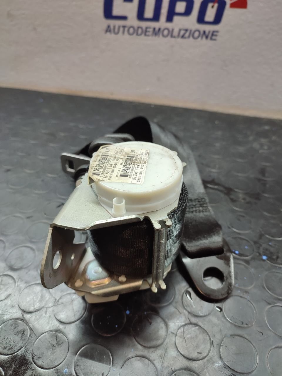 Cintura di sicurezza posteriore sinistra ALFA ROMEO GIULIETTA 1.4 TB (2014) cod: 01561013970