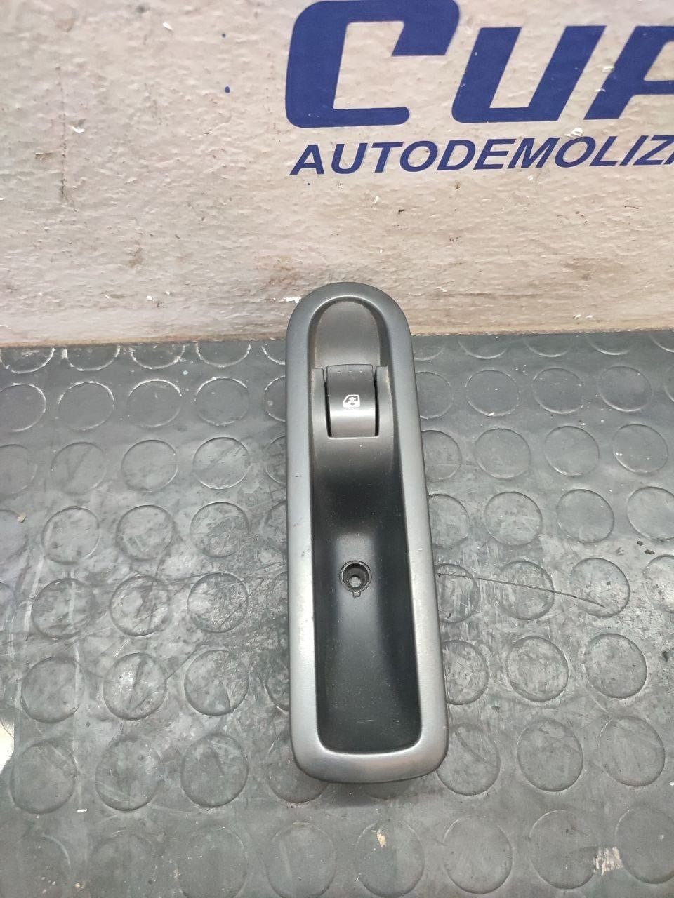 Comandi Alza Cristalli Posteriore Destro Renault Scenic (2008) Cod:156013870