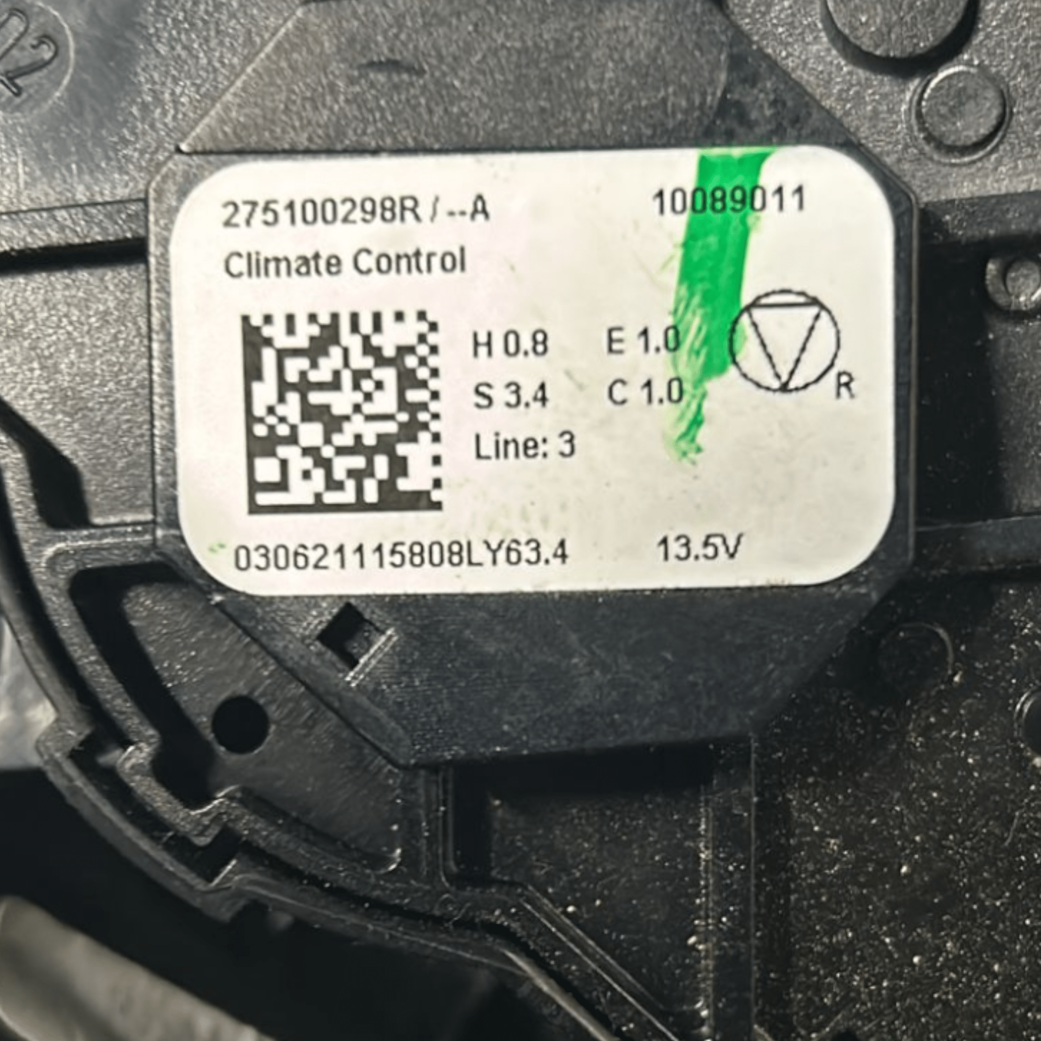 Comandi Clima Dacia Sandero cod:275100298R (2020 >)