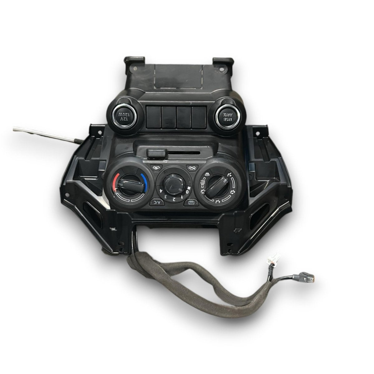 Comandi Clima Suzuki Ignis cod.74400A62R0 (2016 > ) + Prese USB / AUX e Presa 12 Volt