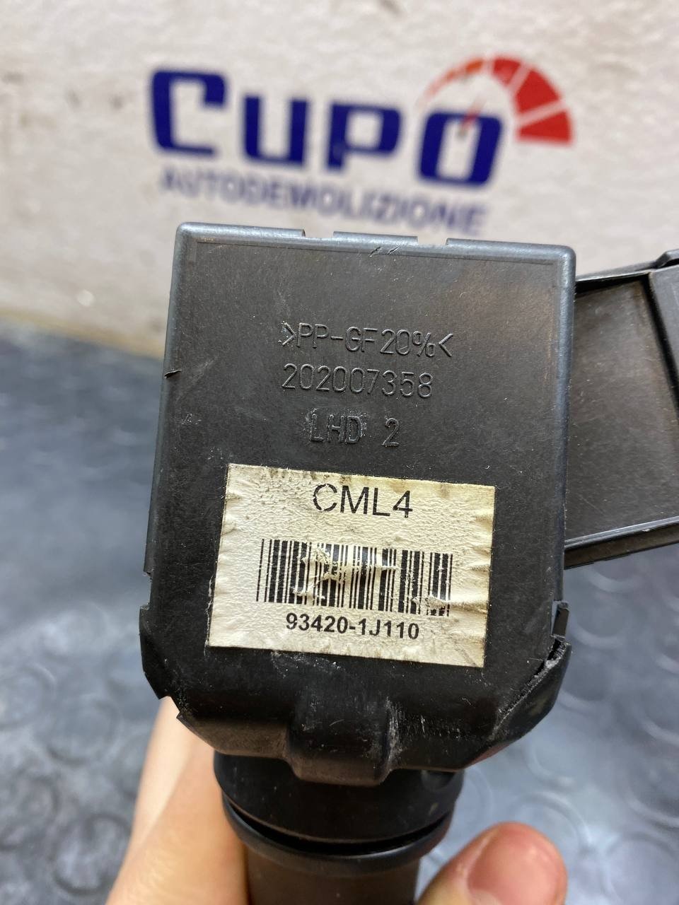 Comandi tergicristalli Hyundai i20 cod:934201j110