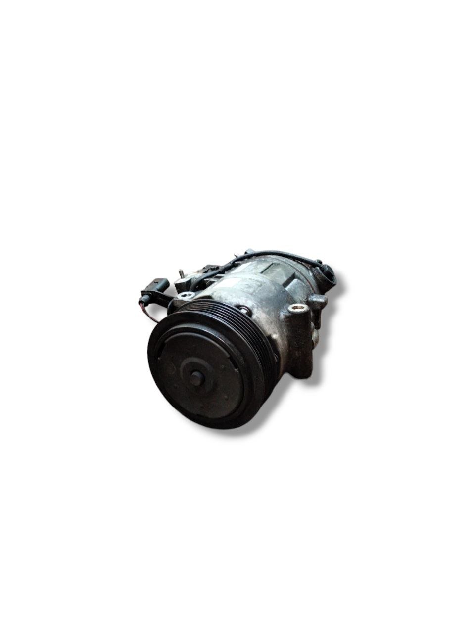 Compressore aria clima Volkswagen Polo 9N / Skoda Fabia / Volkswagen Fox / Lupo / Audi A2 1.2b (2004)cod.6Q0820808C