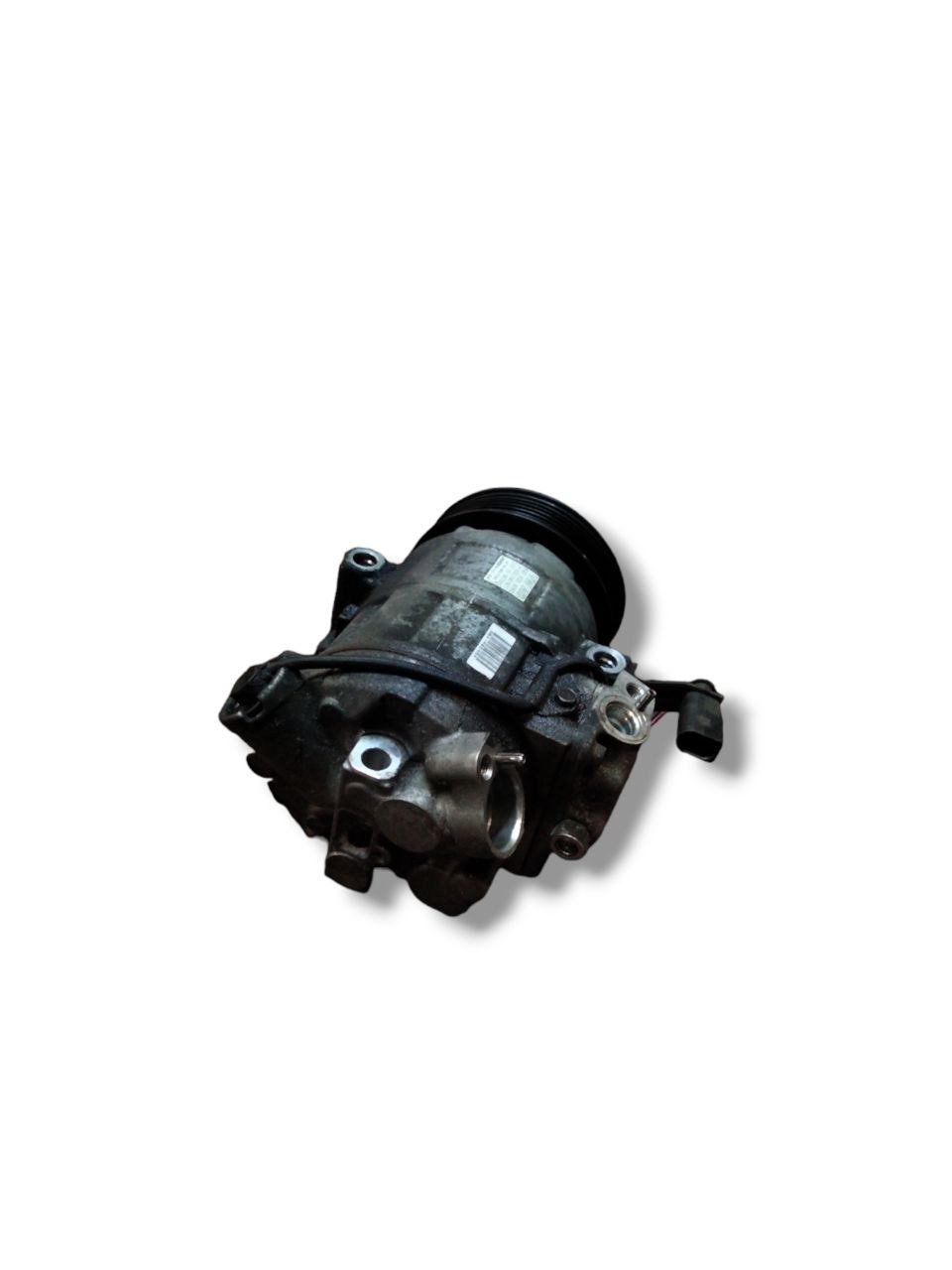 Compressore aria clima Volkswagen Polo 9N / Skoda Fabia / Volkswagen Fox / Lupo / Audi A2 1.2b (2004)cod.6Q0820808C