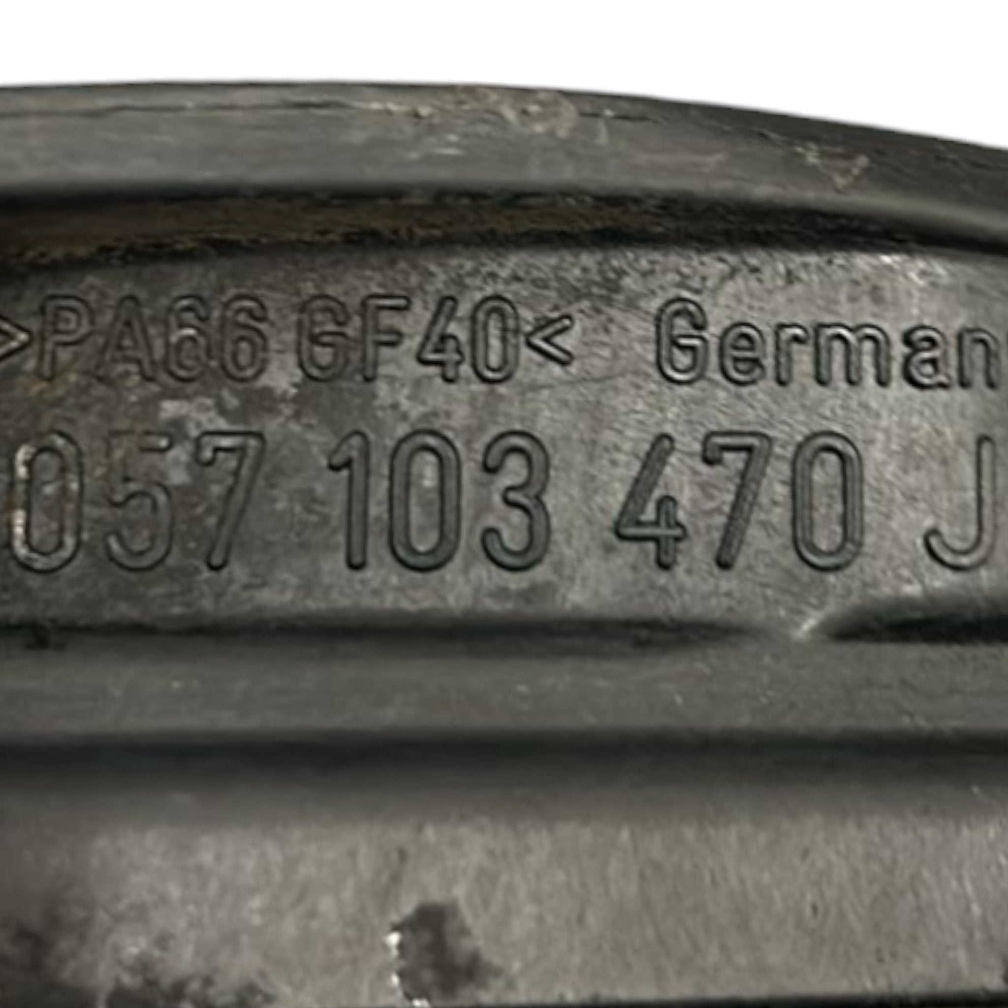 Coperchio Valvola / Punterie Audi A8 (D3 / 4E) cod.057103470J 4.2 Diesel (2002 > 2009)