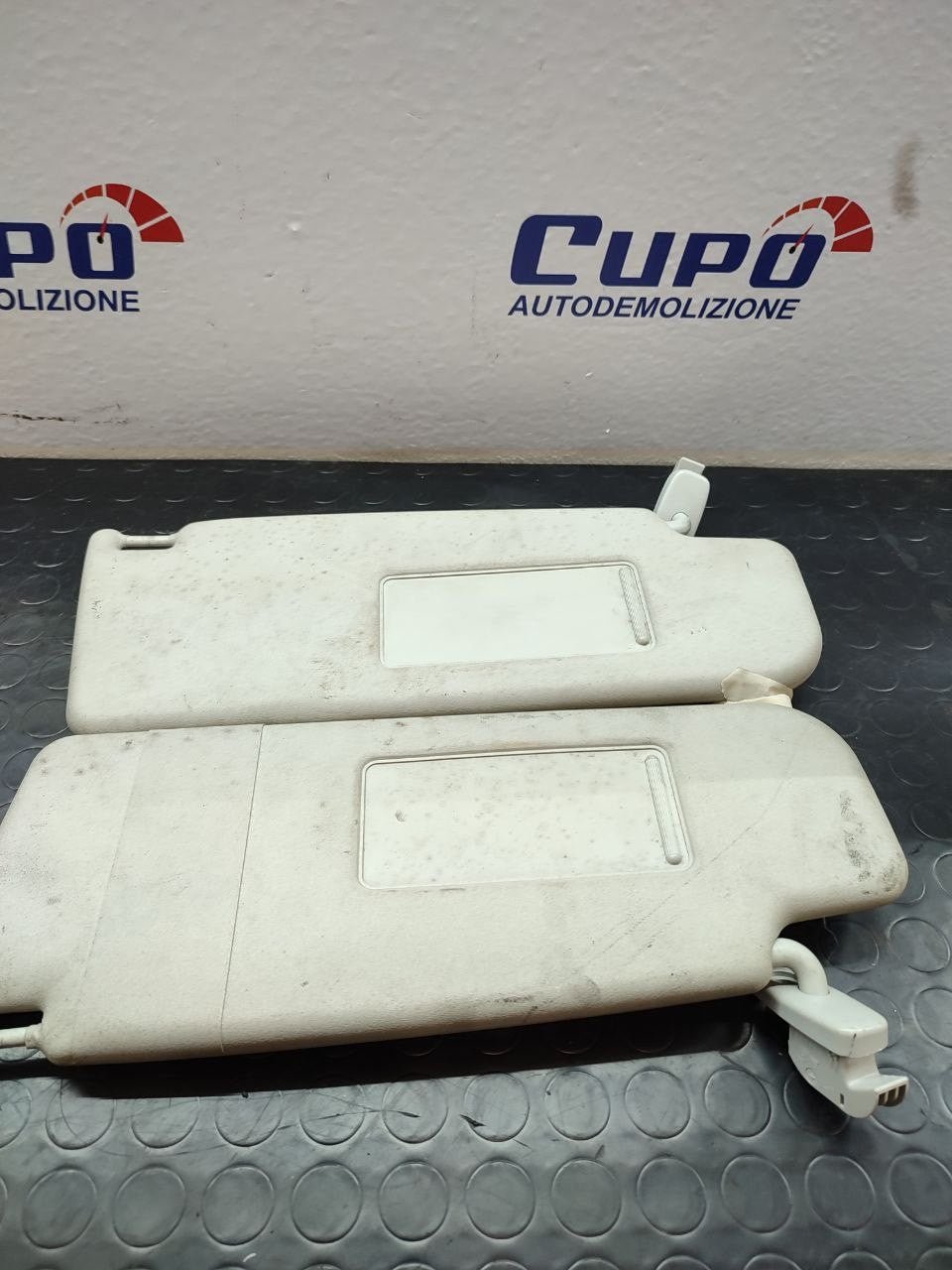 Coppia Alette parasole Volkswagen Touran 03-15 cod: 6q0 857 552