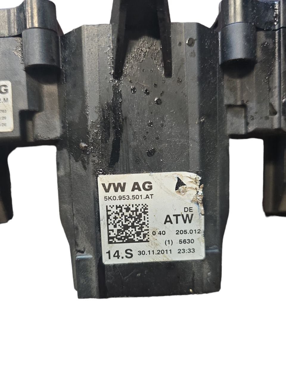 Devio Luci Volkswagen Touran ( 2007 - 2015 ) Cod : 5K0953501AT