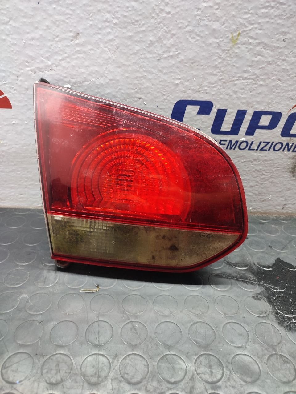Fanale Posteriore Interno Sinistro VOLKSWAGEN GOLF 6 (2009) Cod:167970-01