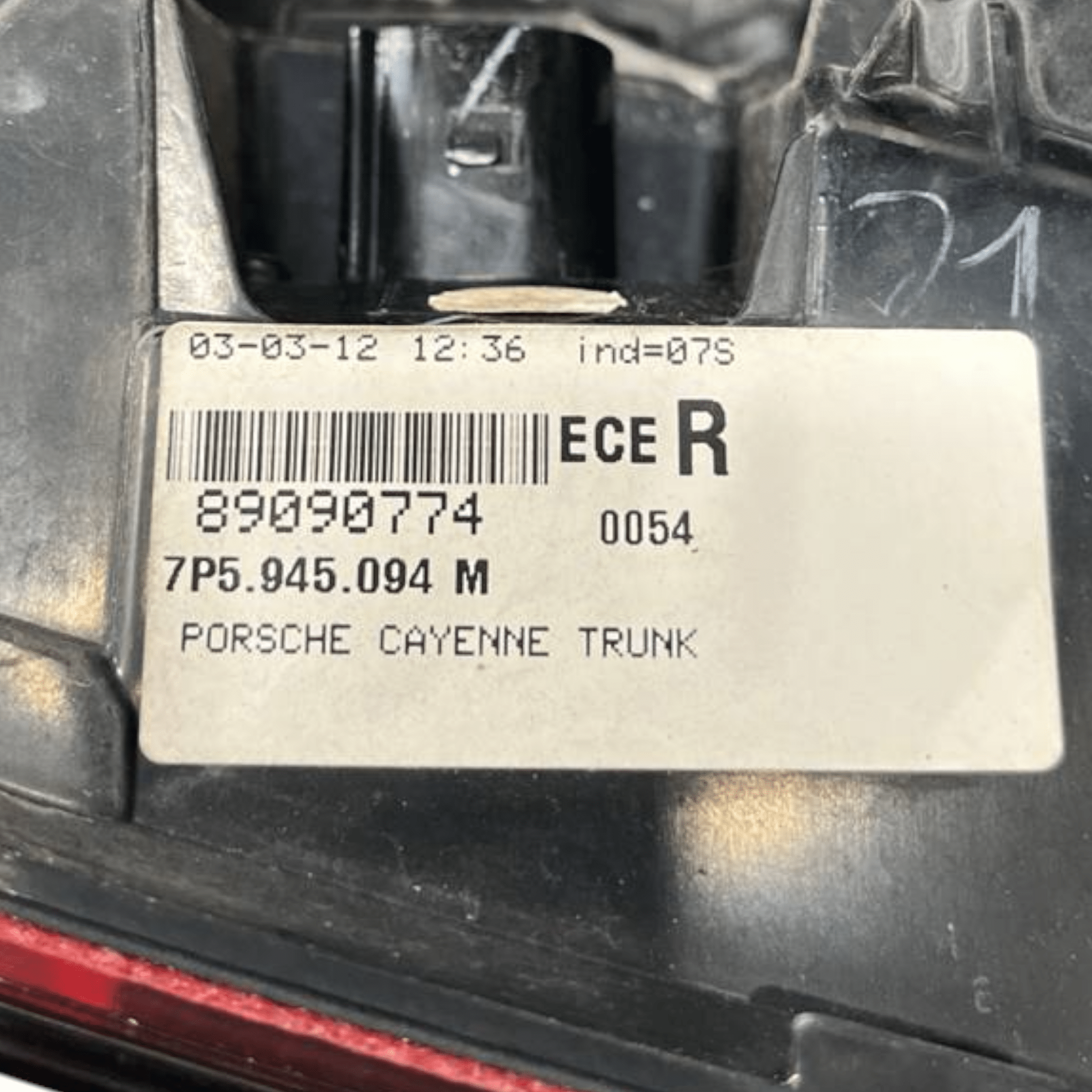 Fanale / Stop Led Posteriore Interno destro Porsche Cayenne 92A cod.7P5945094M (2010-2017)