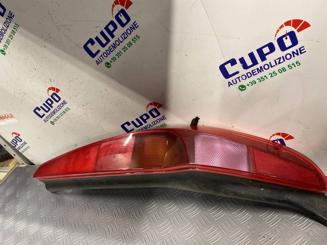 Fanale stop posteriore destro Fiat punto ( 188 - 2002 ) 5p cod:286302
