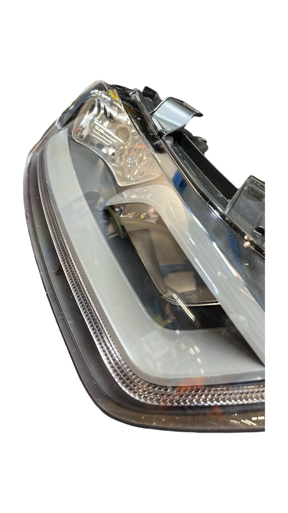 Faro / Fanale anteriore destro Alogeno Audi Q3 8U (2011-2018)