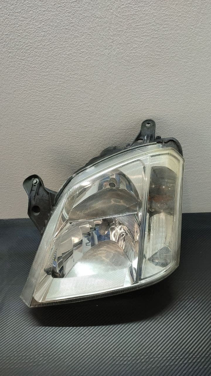 Faro / fanale anteriore sinistro Opel Meriva I serie cod 93175364