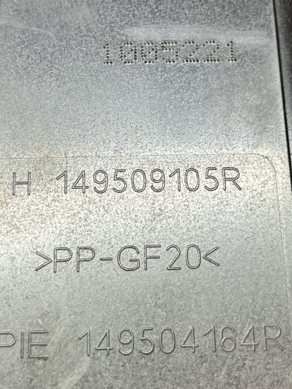Filtro Carburante / Carbone Attivo Renault Captur II 1.0 benzina (2019->) cod.H149509105R