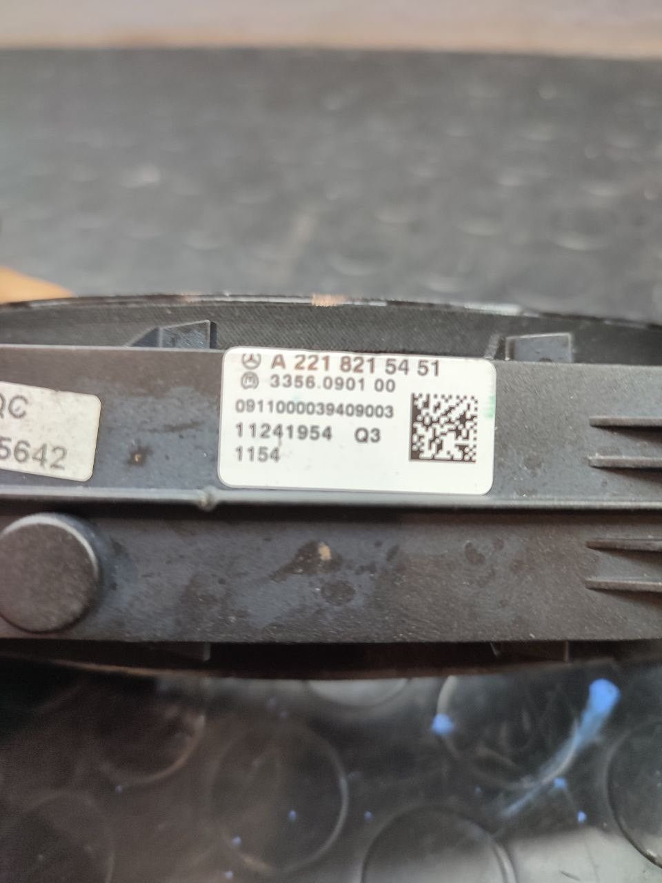 Interruttori cruscotto Parktronic e Tps Mercedes classe S ( w221 ) cod A2218215451