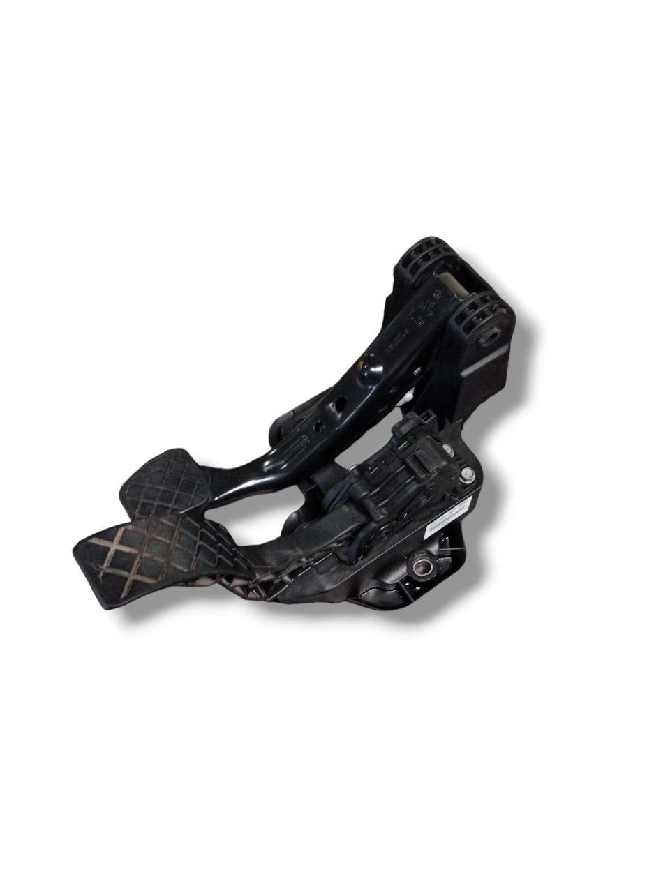 Kit pedaliera freno + acceleratore Audi A1 1.6 diesel (2010-2018)cod.6R1721058D