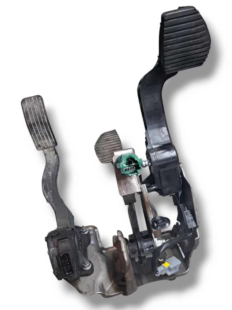 Kit pedaliera freno + frizione + acceleratore PEUGEOT 208 1.4 (2015) COD:9682171580