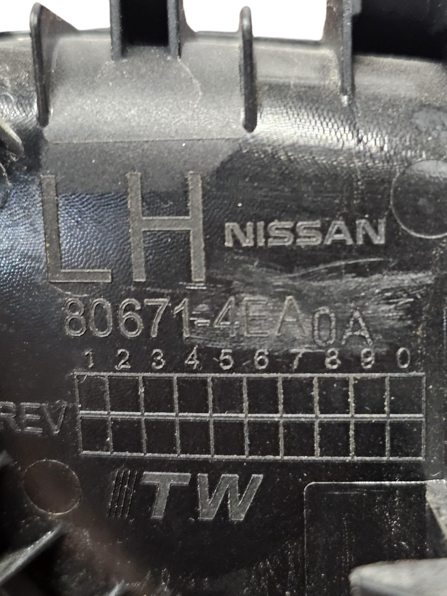 Maniglia Interna Anteriore Sinistra Nissan Qashqai J11 (2014-2021) Cod:80671-4EA0A