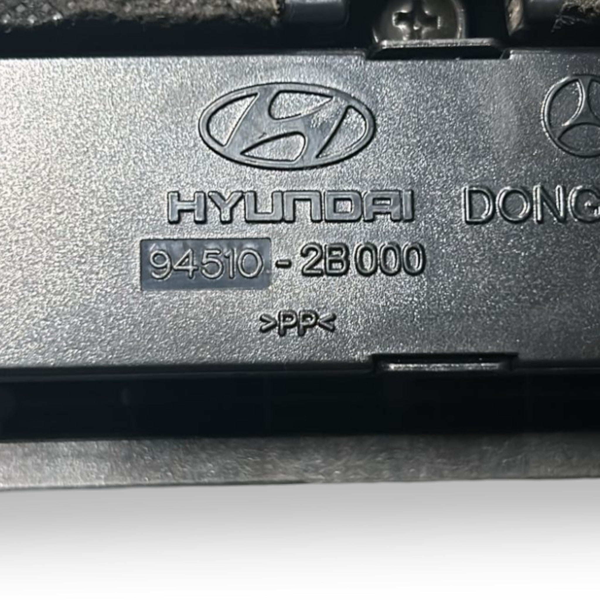 Mascherina Autoradio Hyundai Santa FE cod.94510-2B000 (2006 > 2012)