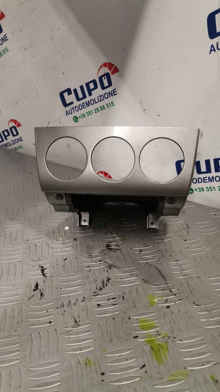 Mascherina rivestimento cruscotto centrale comandi clima Peugeot 308 cod: 9658867377
