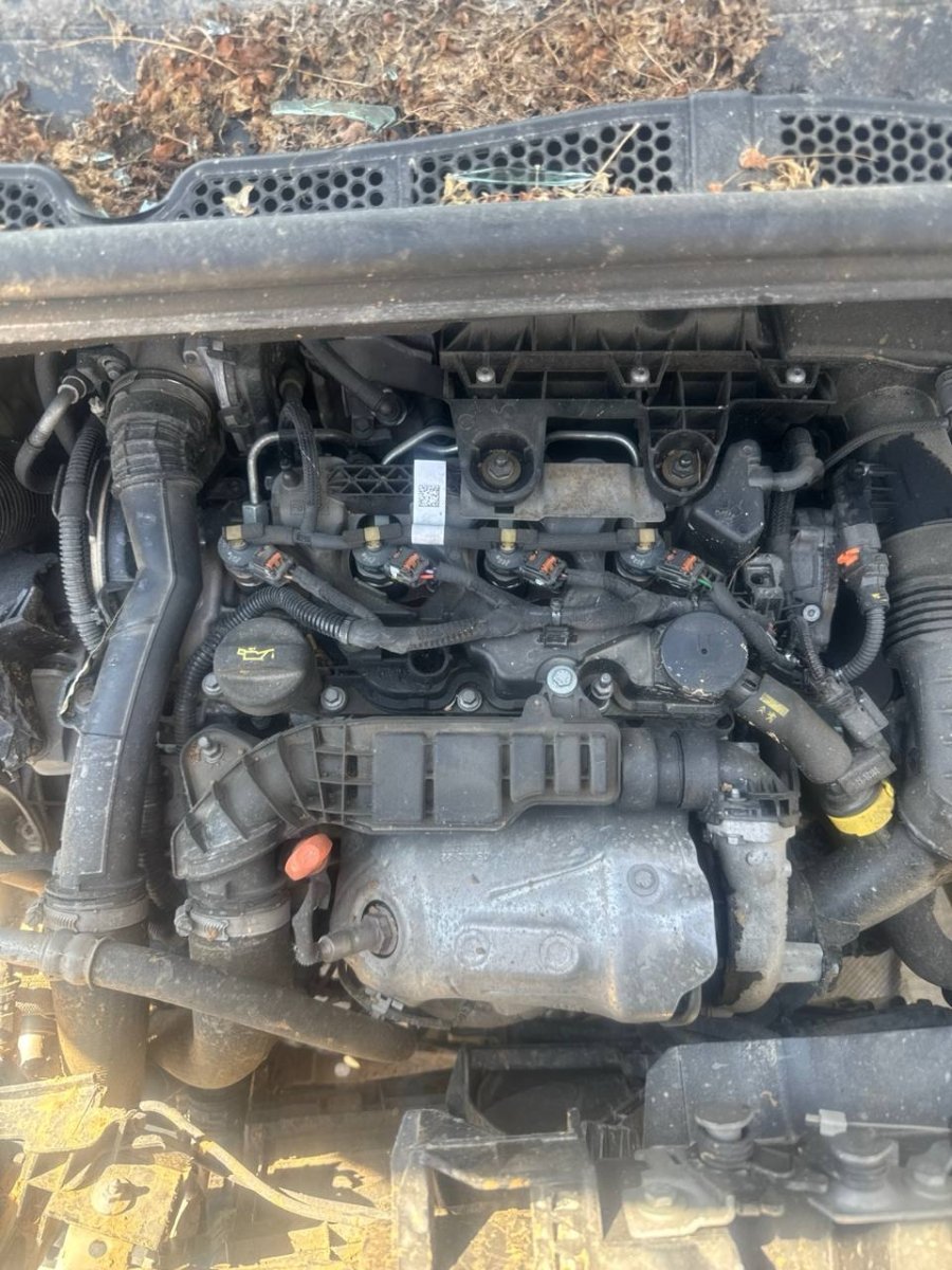 Motore Citroen Berlingo ( 2018 ) 1.5 Diesel 75kw 102cv cod : YH01