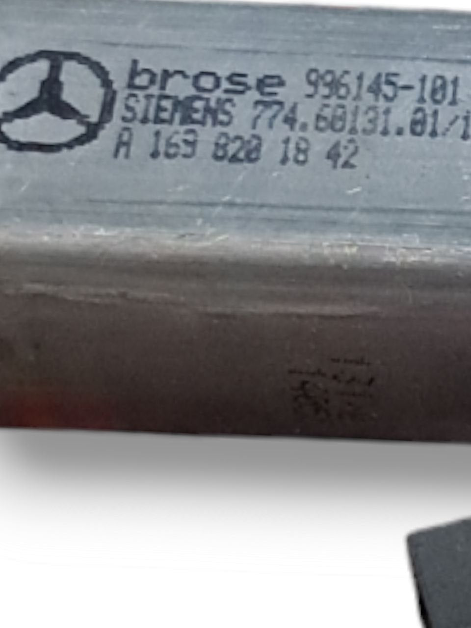 Motorino alzavetro anteriore Destro (dx) Mercedes-Benz Classe A W169 / Classe B W245 ( 2004 - 2011 ) COD:A1698201842