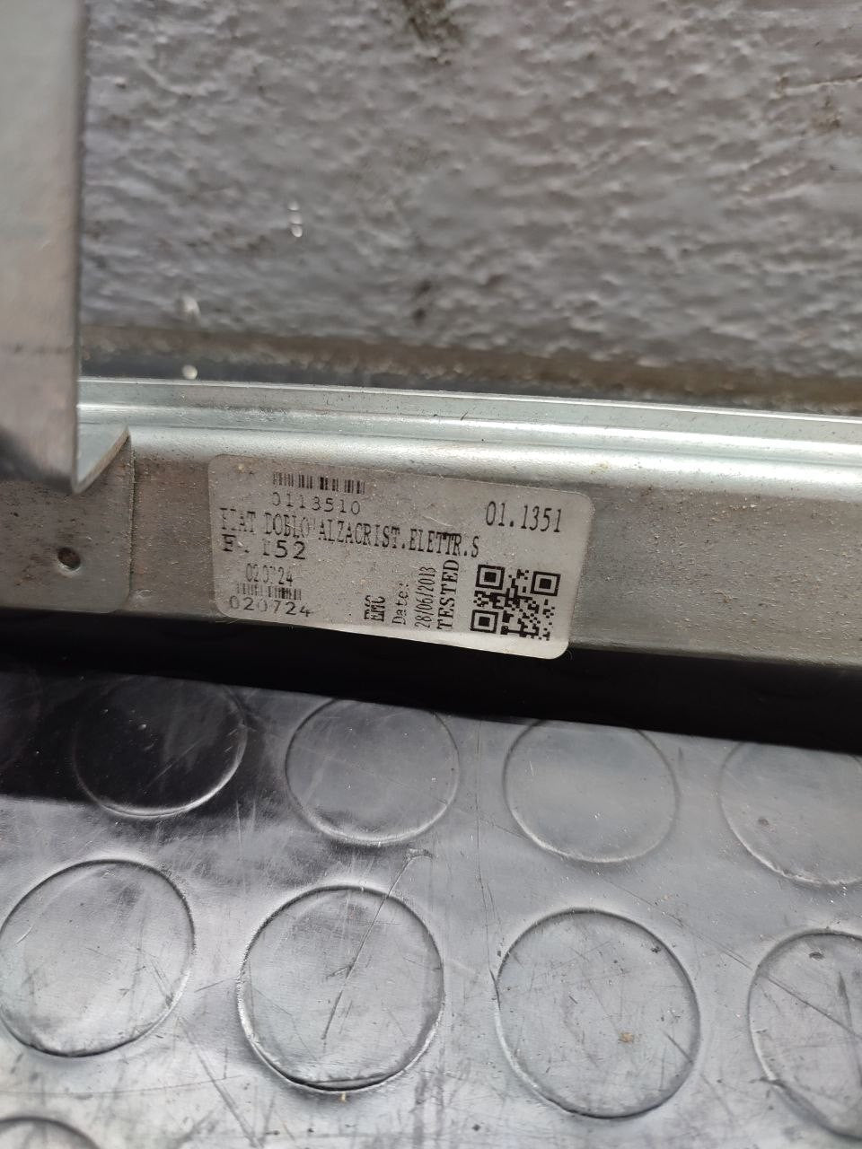 Motorino Elettrico Alzavetri Anteriore Sinistro FIAT DOBLO' (00'-22') Cod:020724
