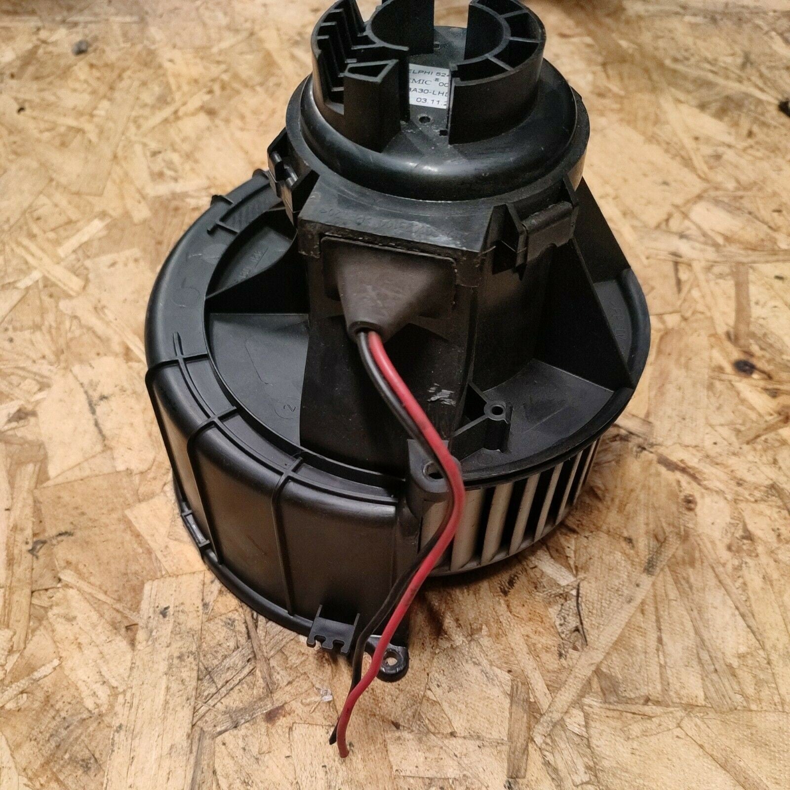 Motorino Ventola Riscaldamento Opel Astra H (2004-2007) 52407543 L073A30 Lhd12V