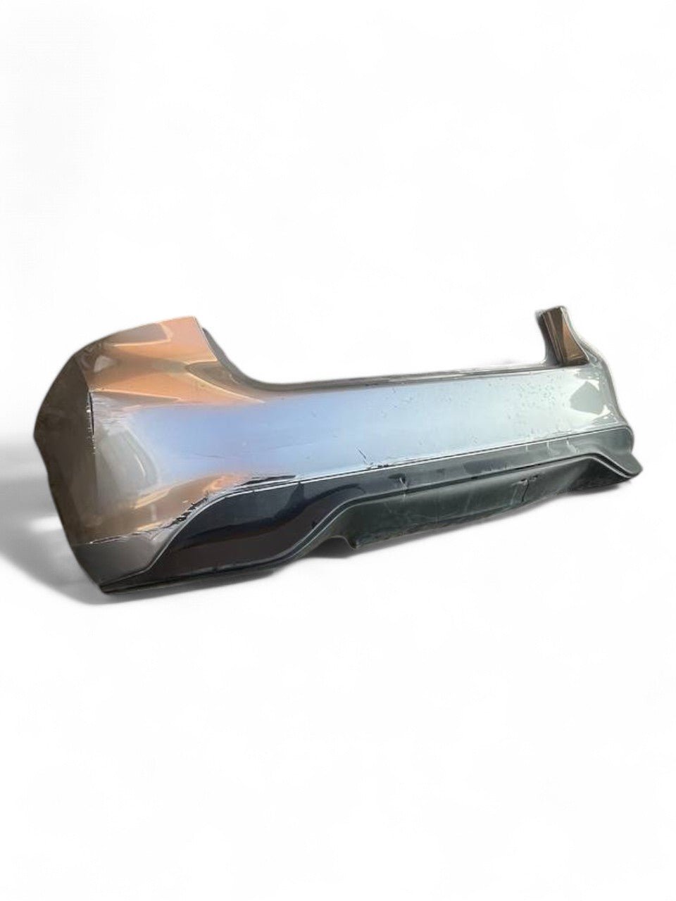 Paraurti posteriore grigio Nissan Pulsar (2014-2018)