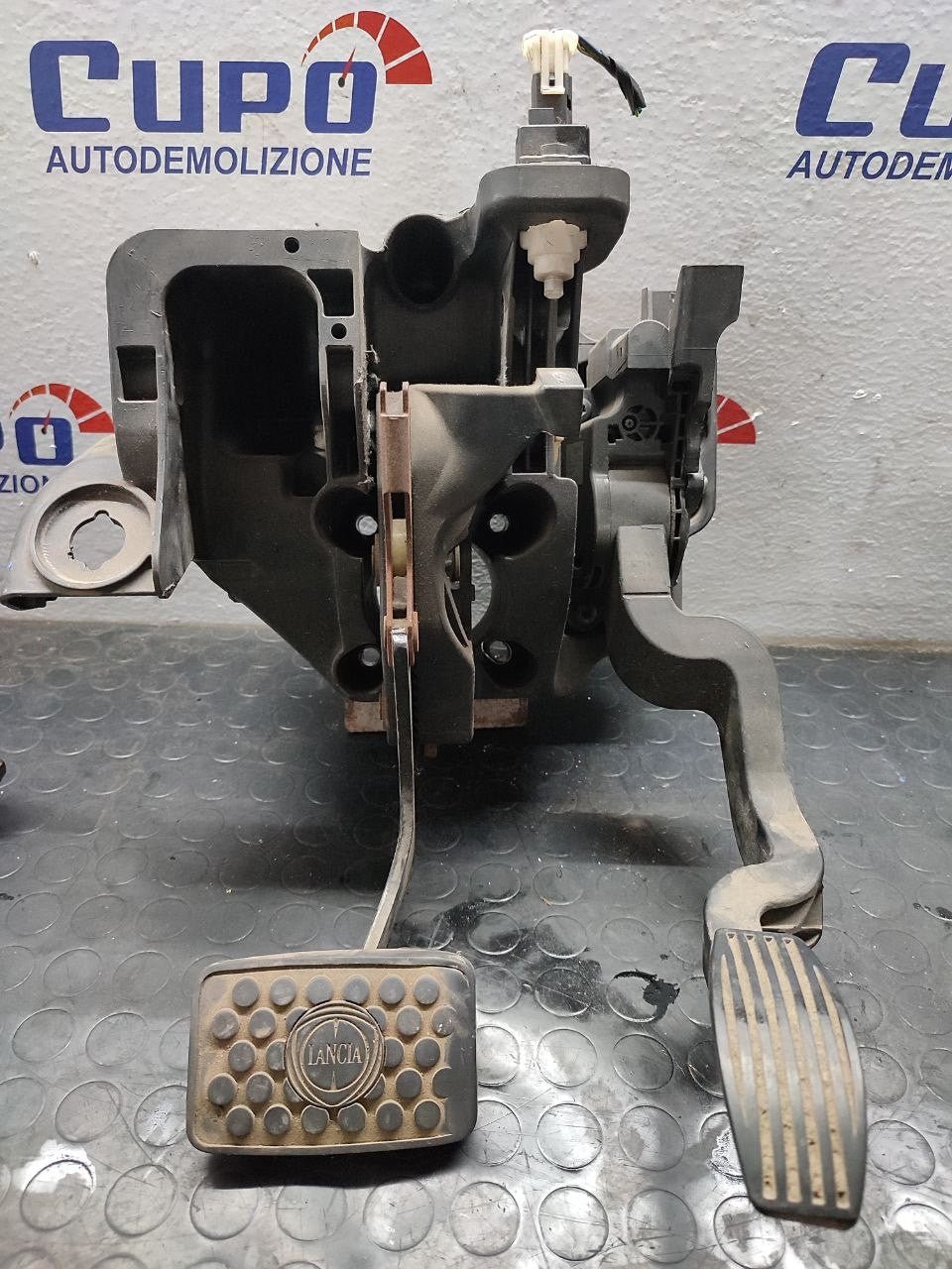 Pedaliera Cambio Automatico Lancia Delta III serie (2010) Cod:3801920006