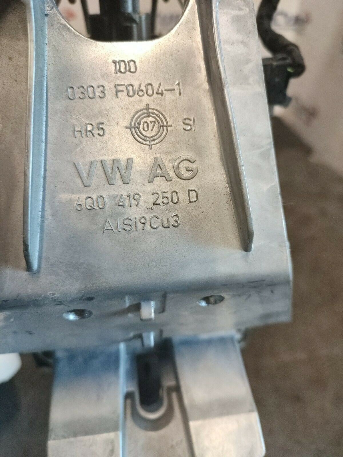 Piantone Sterzo Guida Volkswagen Polo 1.4 55Kw 5P B 5M (2005) 6Q1419061H