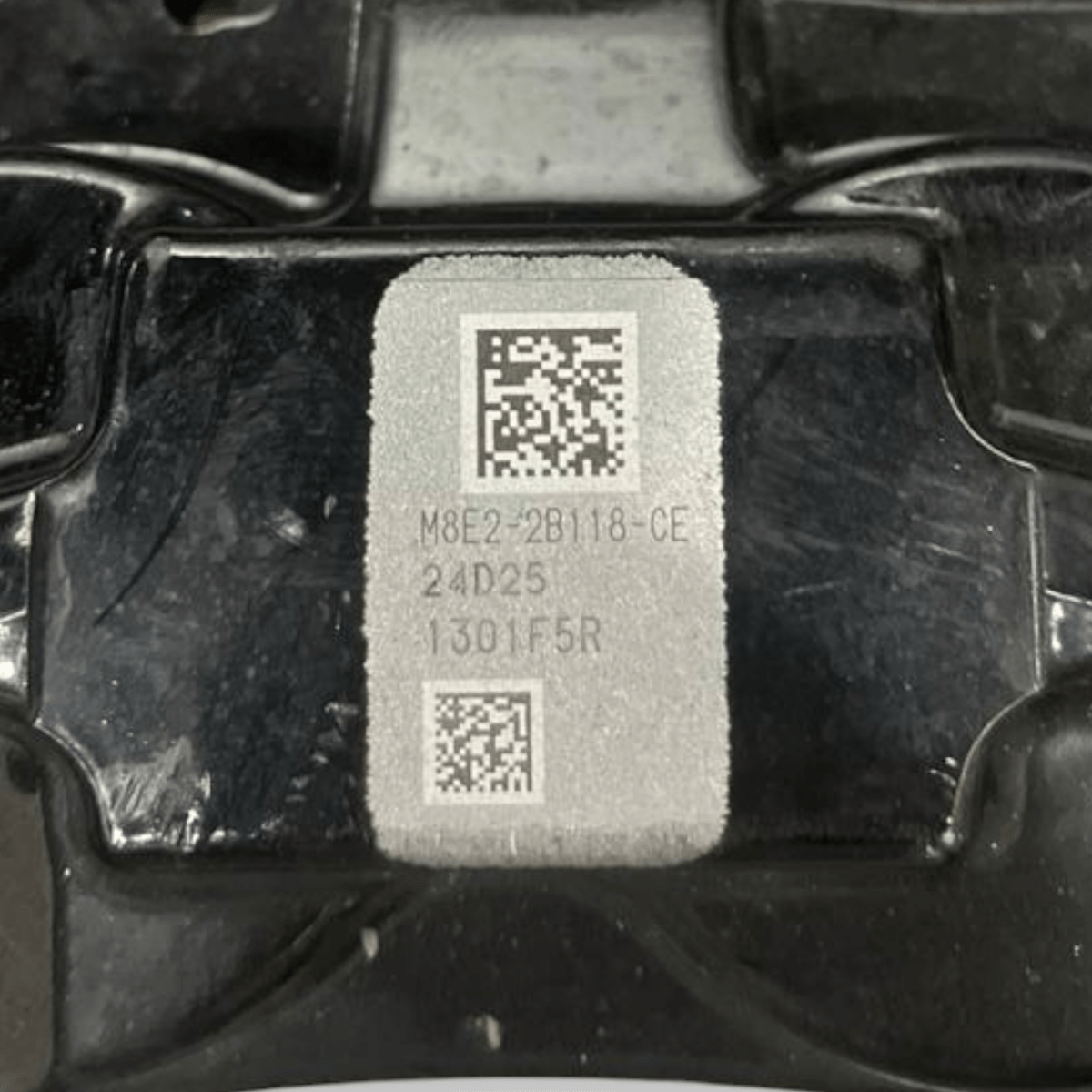 Pinza Freno anteriore destra (dx) Land Rover Vogue L460 3.0 Diesel (2022 -) cod: M8E2-2B118-CE