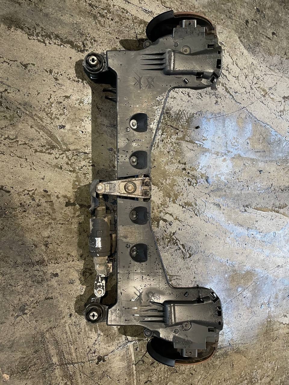Ponte assale posteriore Renault laguna station wagon 1.9 dci f9q ( mk3 - 2003 )
